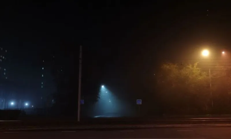 Густой туман накрыл Барнаул в ночь на 7 октября. Фотоподборка