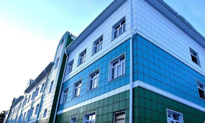 Новую поликлинику построили в Ребрихинском районе
