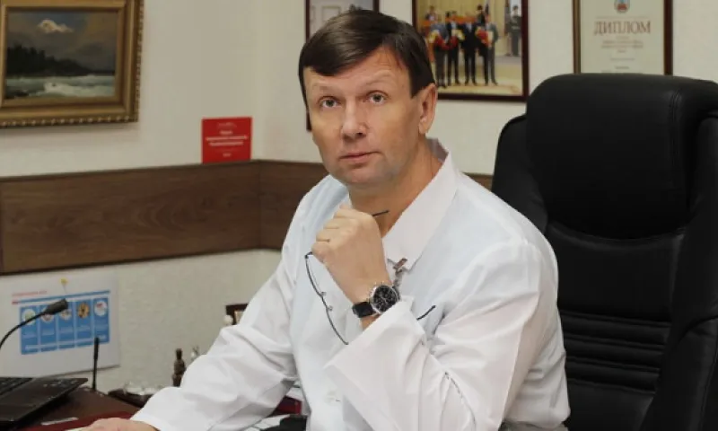 Умер главный хирург Алтайского края Владислав Бомбизо