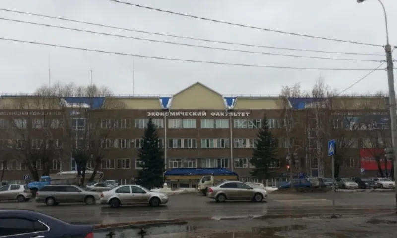 Здание обанкротившегося вуза выкупил на торгах Алтайский госуниверситет