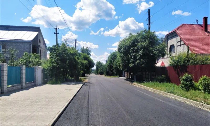 Дороги частного сектора и сельские дороги отремонтировали в Барнауле