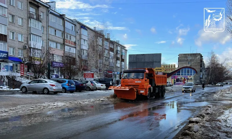 В Рубцовске дорожники работают в две смены