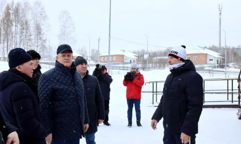 Полпред Анатолий Серышев оценил передовой опыт развития сельских территорий в ходе рабочей поездки в Маслянинский район Новосибирской области