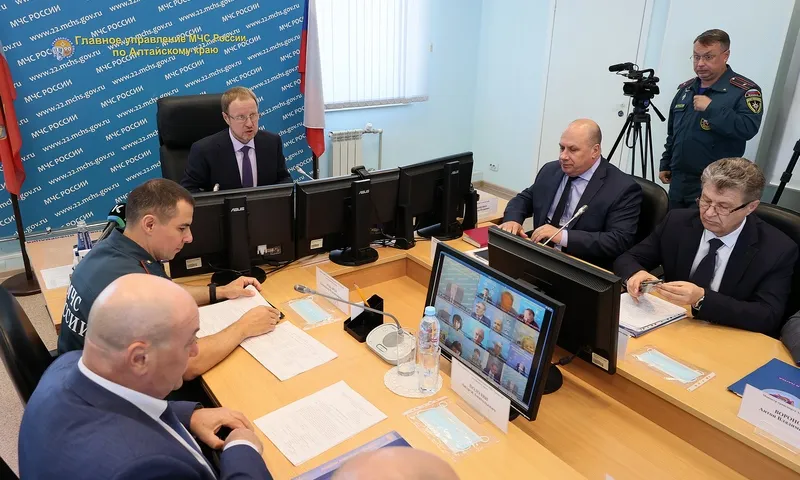 Губернатор Алтайского края провел заседание комиссии по чрезвычайным ситуациям