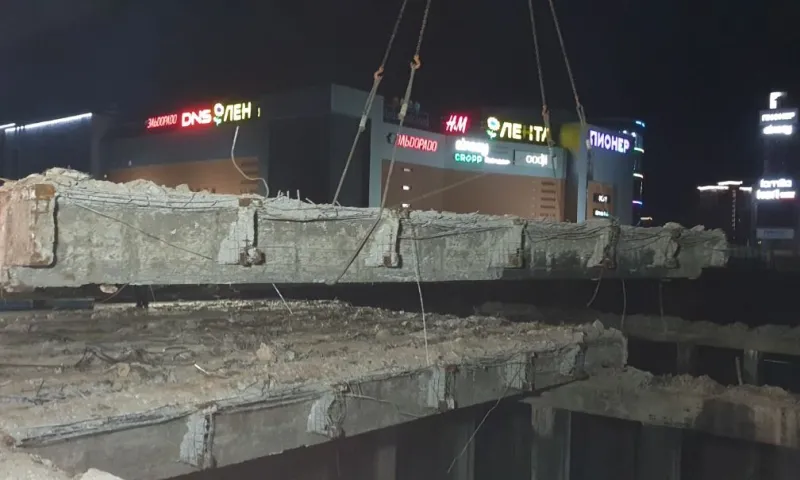 Демонтаж балок на путепроводе на Новом рынке в Барнауле завершен на 90 %