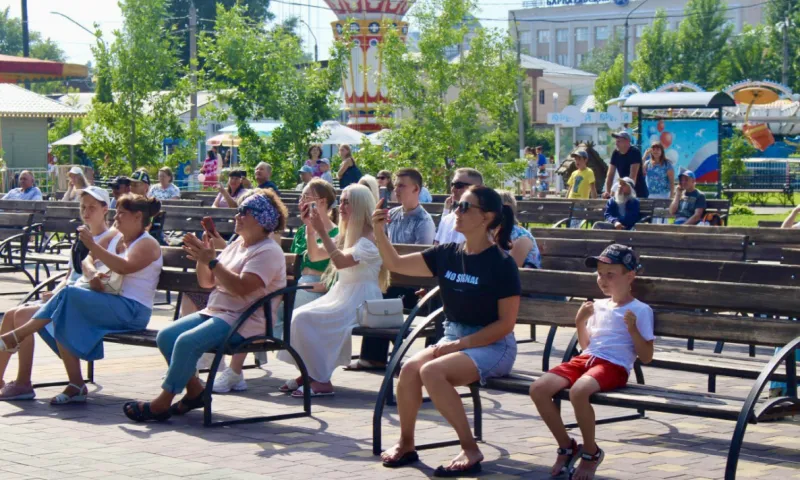 В Центральном парке города Барнаула отпраздновали День молодёжи
