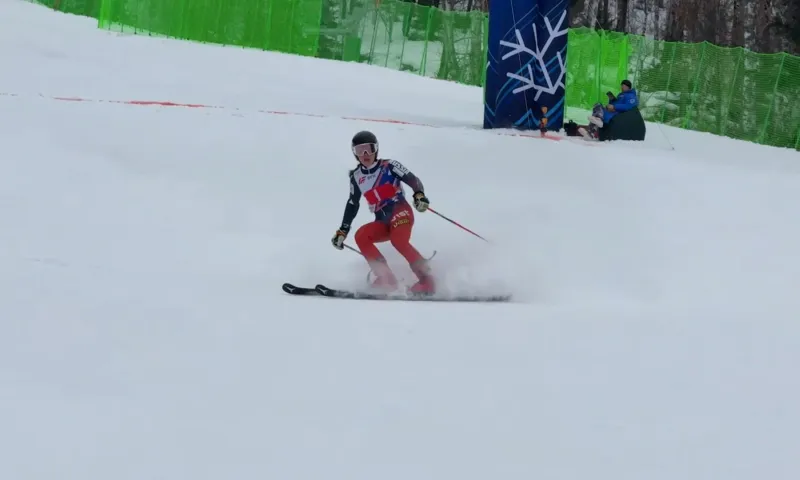 Кубок России и чемпионат страны по горнолыжному спорту открылись на всесезонном курорте «Манжерок»
