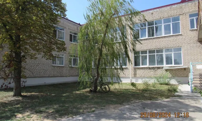 24 дома и 3 школы восстановят алтайские строители в ЛНР в следующем году