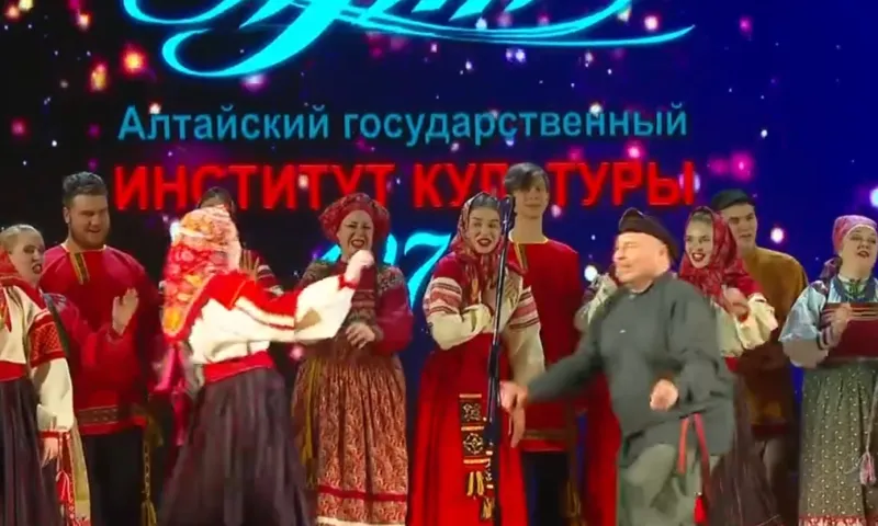 В Алтайском институте культуры прошёл праздничный концерт, посвященный 50-летию вуза