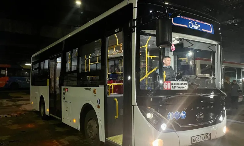 Два новых автобуса вышли на 55-й и 60-й маршруты в Барнауле