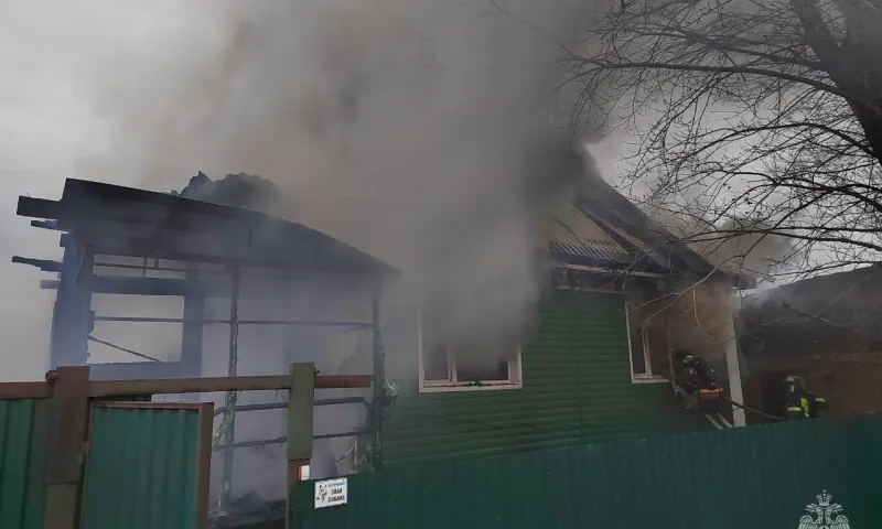 Пожилая женщина погибла на пожаре в Бийске