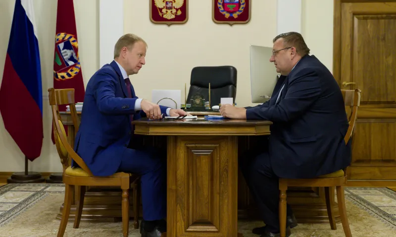 Губернатор Алтайского края встретился с главой Алейска, чтобы обсудить социально-экономическое развитие города