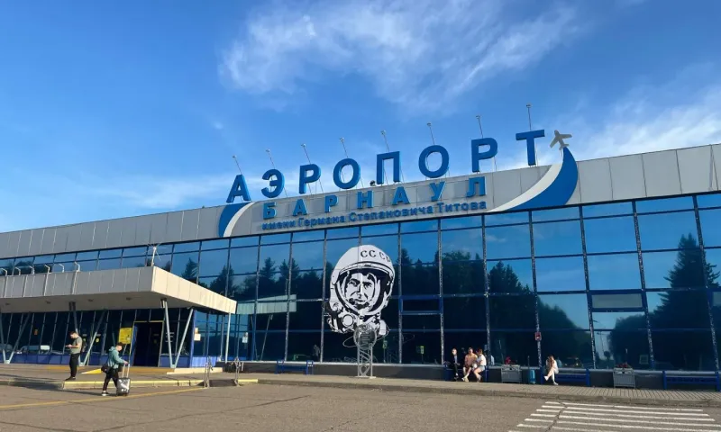 Авиарейс из Барнаула в Москву задержали на 10 часов