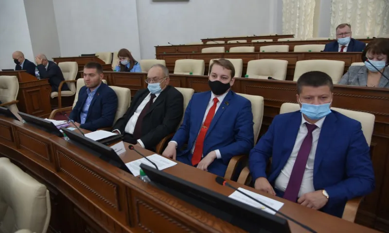 АКЗС признало полномочия депутатов, которые пришли на замену отказавшимся от своих мандатов