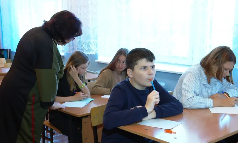 Синусы и косинусы не проблема: в Бурлинском районе работает учительница математики с 28-летним стажем