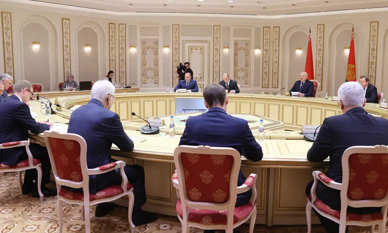 Запустить прямой авиарейс между Барнаулом и Минском предложил Александр Лукашенко