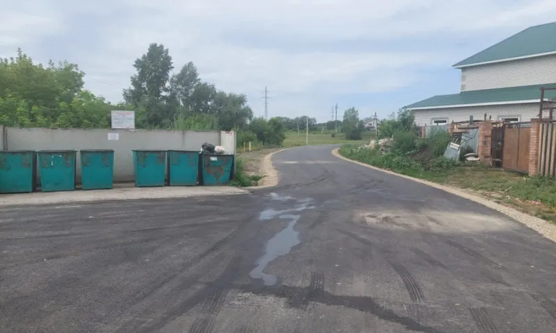 Асфальтирование дороги завершили в барнаульском селе Гоньба