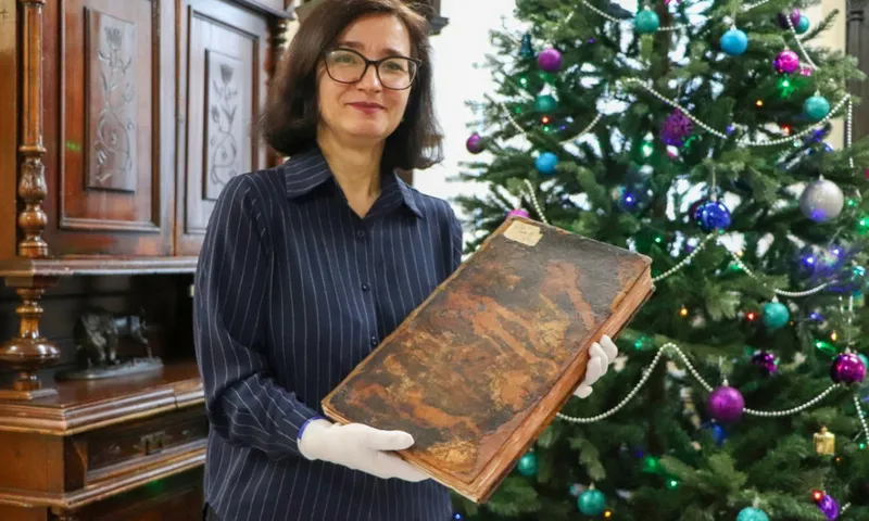 Отреставрированные книжные издания XVIII века привезли в Барнаул
