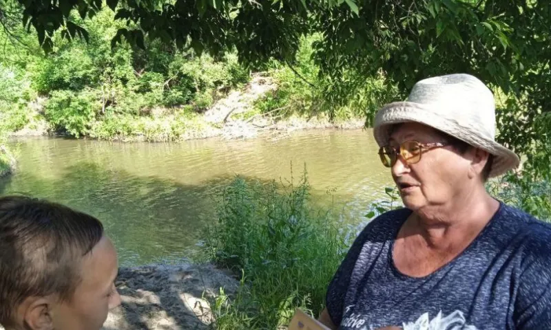 Родители школьников устраивают рейды на водоемах в Косихе 