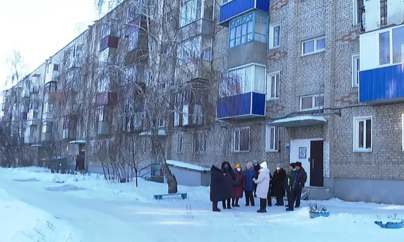 Жильцы дома в Камне-на-Оби платят в две обслуживающие организации