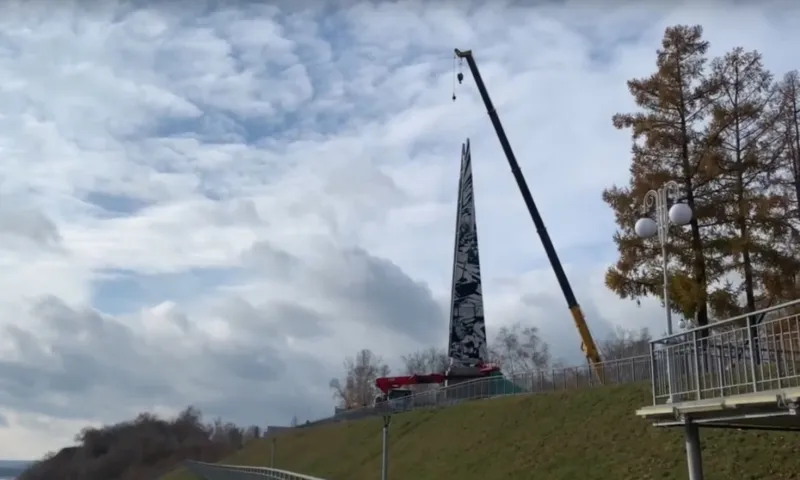 В День народного единства в Барнауле торжественно откроют стелу «Город трудовой доблести»