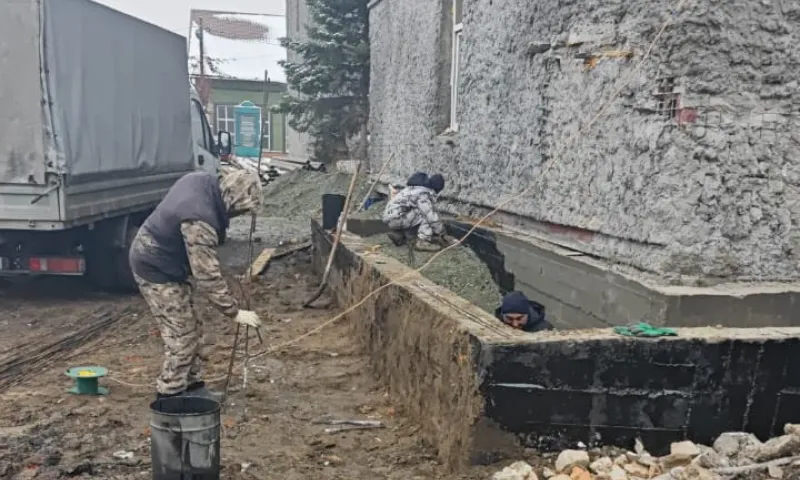 Более 140 миллионов рублей выделили на ремонт аварийного корпуса барнаульской поликлиники № 1 