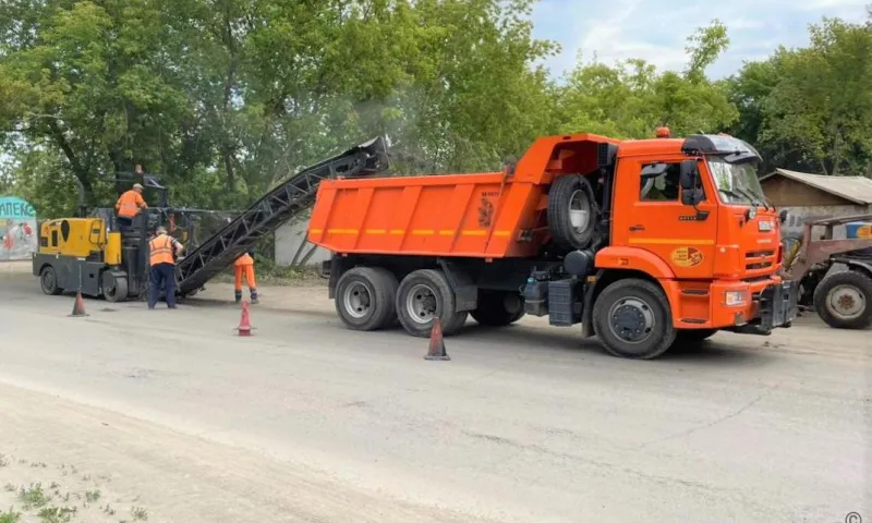 35 тысяч квадратных метров дорог отремонтируют в Барнауле