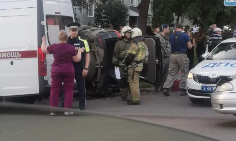 На улице Северо-Западной в Барнауле произошло ДТП 