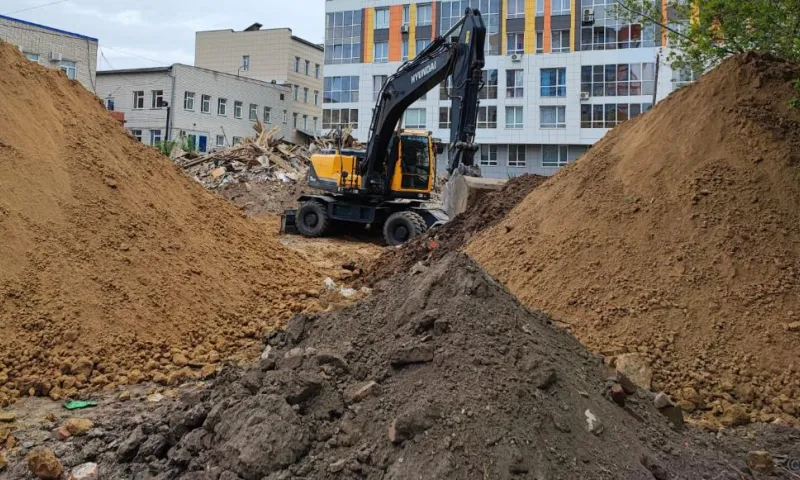 Ещё один аварийный дом снесли в Барнауле