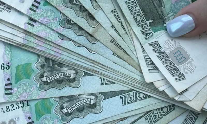 Аферистка из Барнаула обманула трёх россиянок на 12 миллионов рублей 