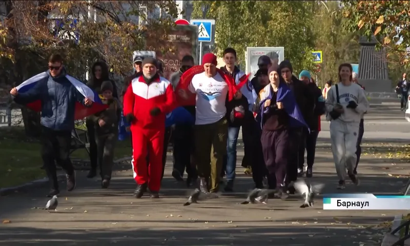 Осенний забег «За нашу державу» в день памяти Сергия Радонежского прошёл в Барнауле