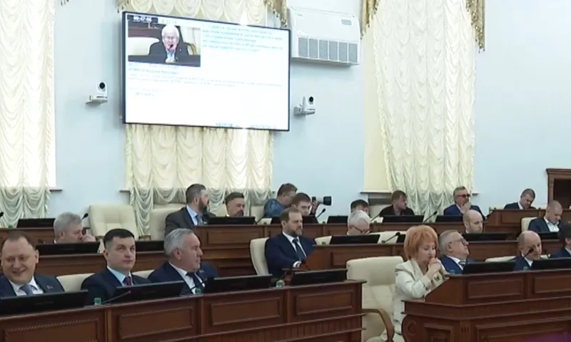 В Барнауле прошла апрельская сессия краевого Законодательного Собрания 