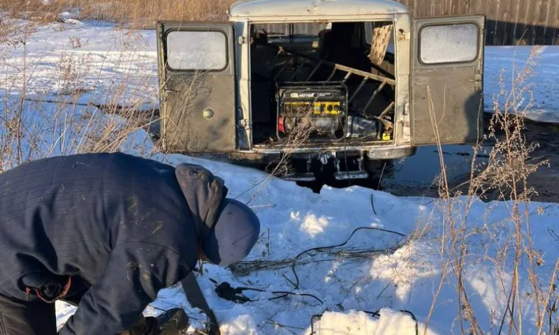 В селе Столбово Каменского района устранили прорыв на водопроводе 