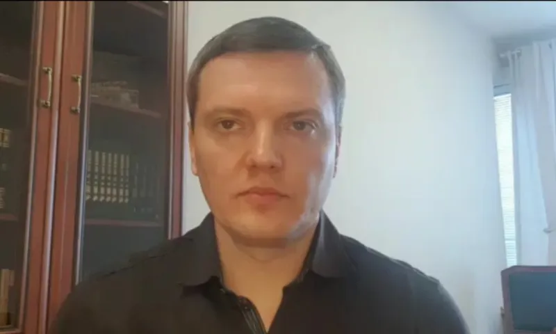 Своих не бросаем. Алтайский думец Даниил Бессарабов запустил в соцсетях флешмоб в поддержку российских военных