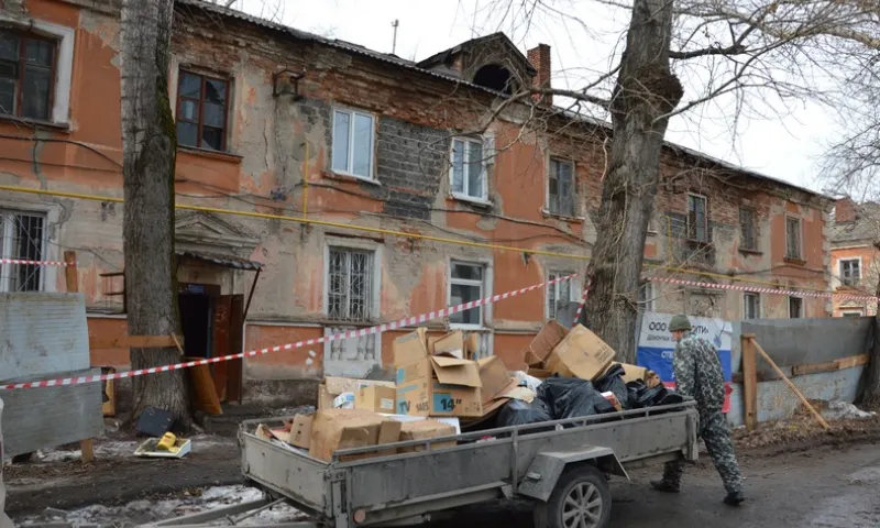 Два аварийных дома снесут в Барнауле