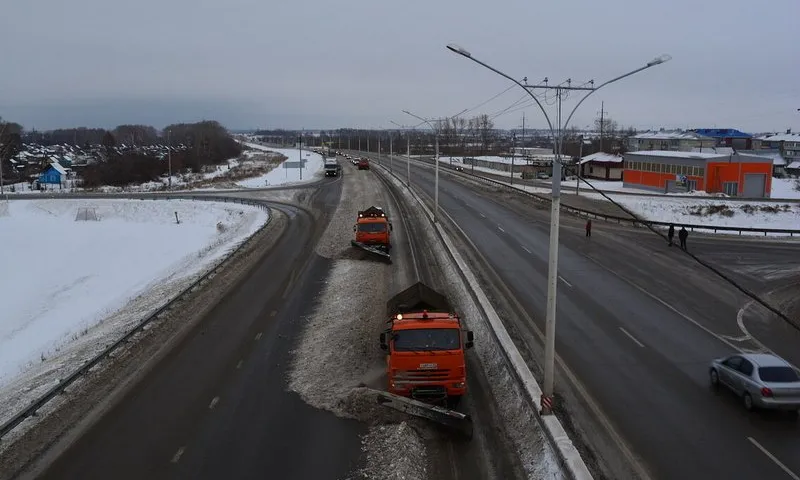 Стоянки для большегрузного транспорта подготовили на федеральных дорогах Алтайского края