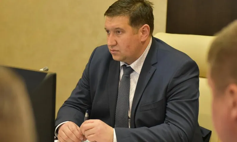 Министр транспорта Алтайского края ответил популярному блогеру Варламову