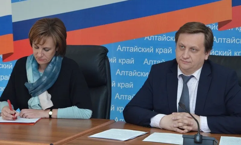 Алтайским учителям изменят методику расчёта зарплаты
