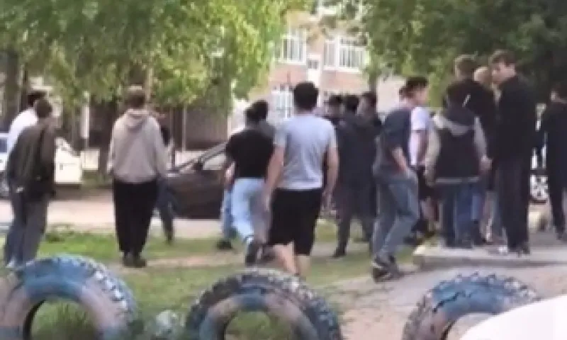 Суд вынес приговор группе молодых людей, которые жестоко избили подростка в Барнауле