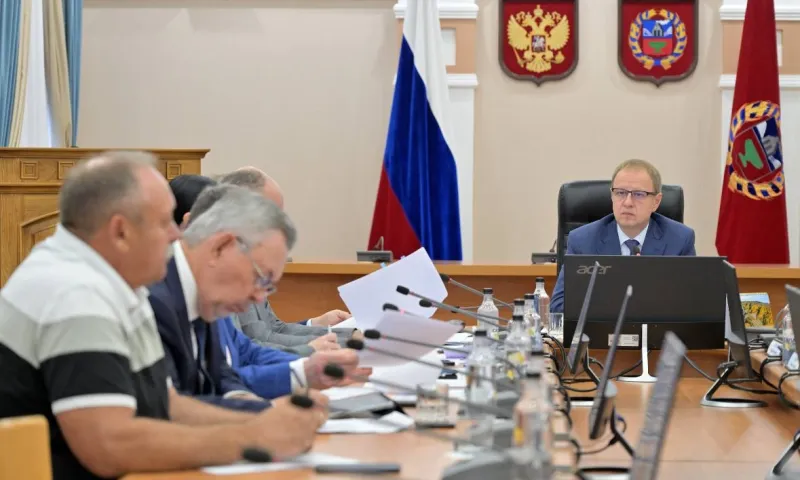 Губернатор Виктор Томенко рассказал, как в Алтайском крае помогают предпринимателям