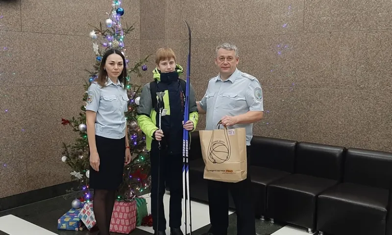 Полиция Алтайского края исполнила желание 13-летнего мальчика