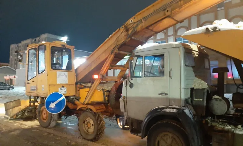 Более 85 тысяч кубометров снега вывезли из Барнаула за новогодние праздники
