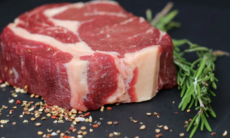 АКЗС: запрет на продажу «домашнего» мяса откладывали семь лет