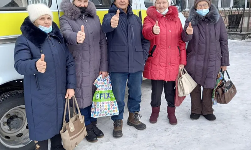 Более 300 пожилых людей в Локтевском районе Алтайского края прошли диспансеризацию с помощью мобильных бригад