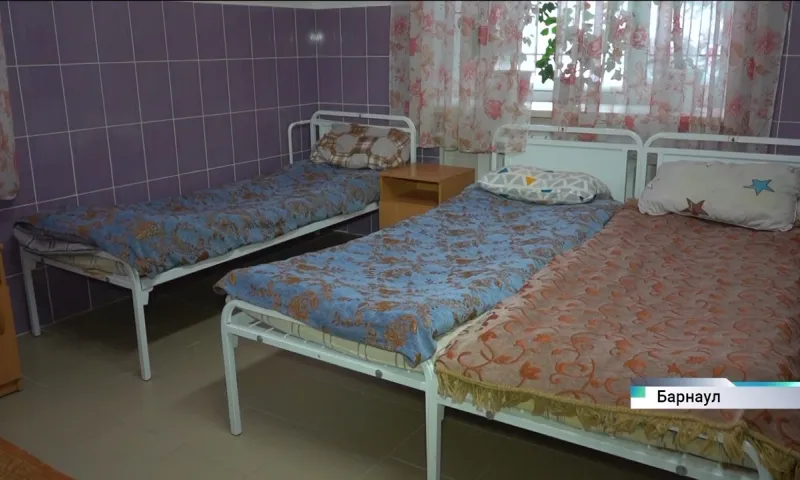 Рассказываем, как работают пункты обогрева для бездомных в Алтайском крае