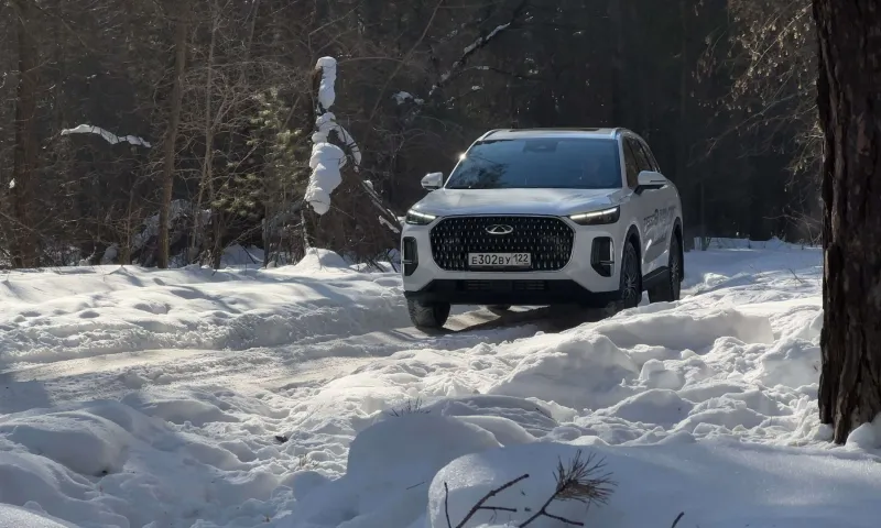 На российском авторынке появился новый Chery Tiggo 9. Наш корреспондент провёл тест-драйв