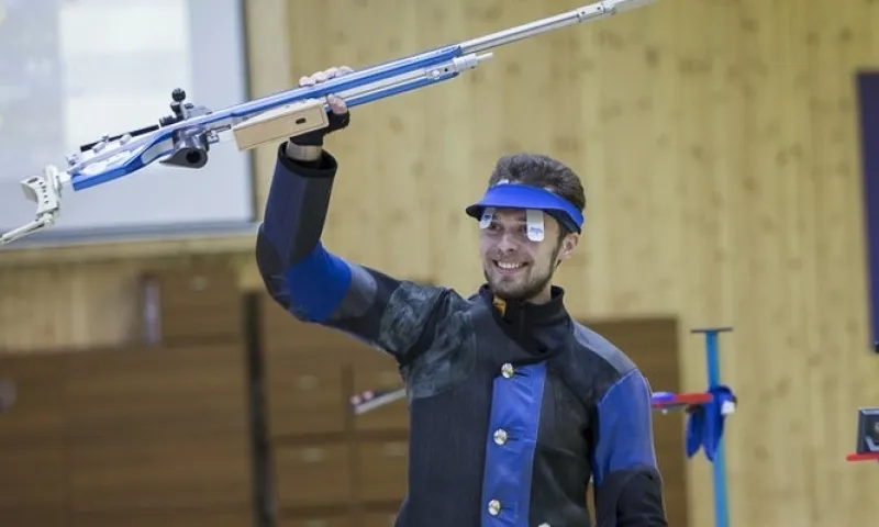 Спортсмен из Алтайского края завоевал серебро на чемпионате по стрельбе из пневматического оружия