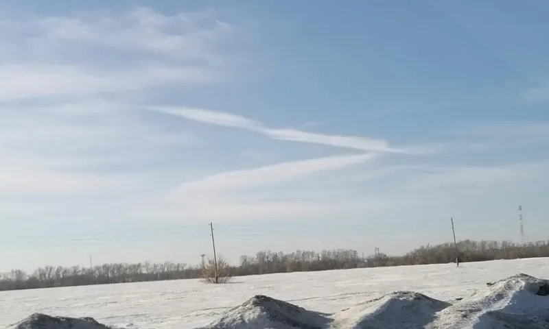 Барнаульцы заметили в небе букву Z
