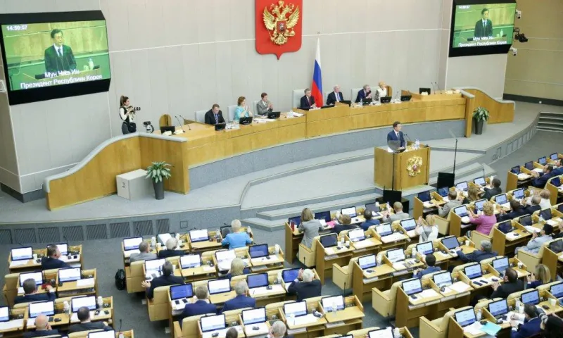 Госдума предложила упростить правила въезда в Россию для граждан Украины