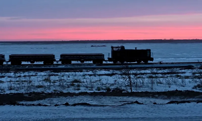 Московский блогер снял фильм о железной дороге на алтайском предприятии
